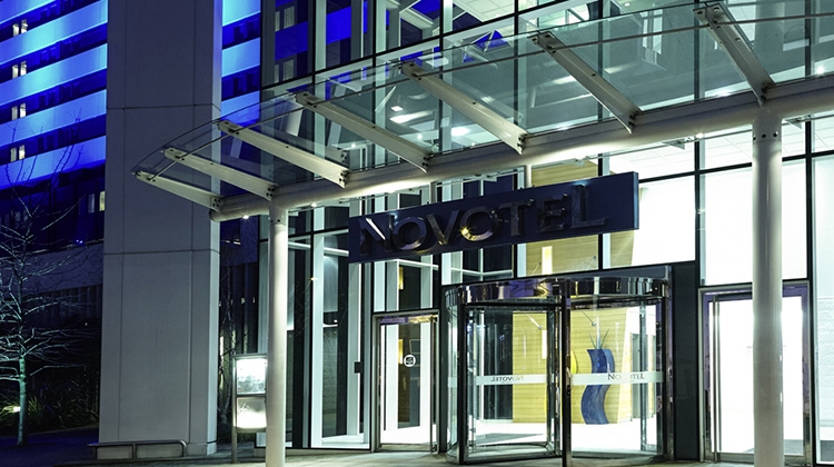 Novotel London West